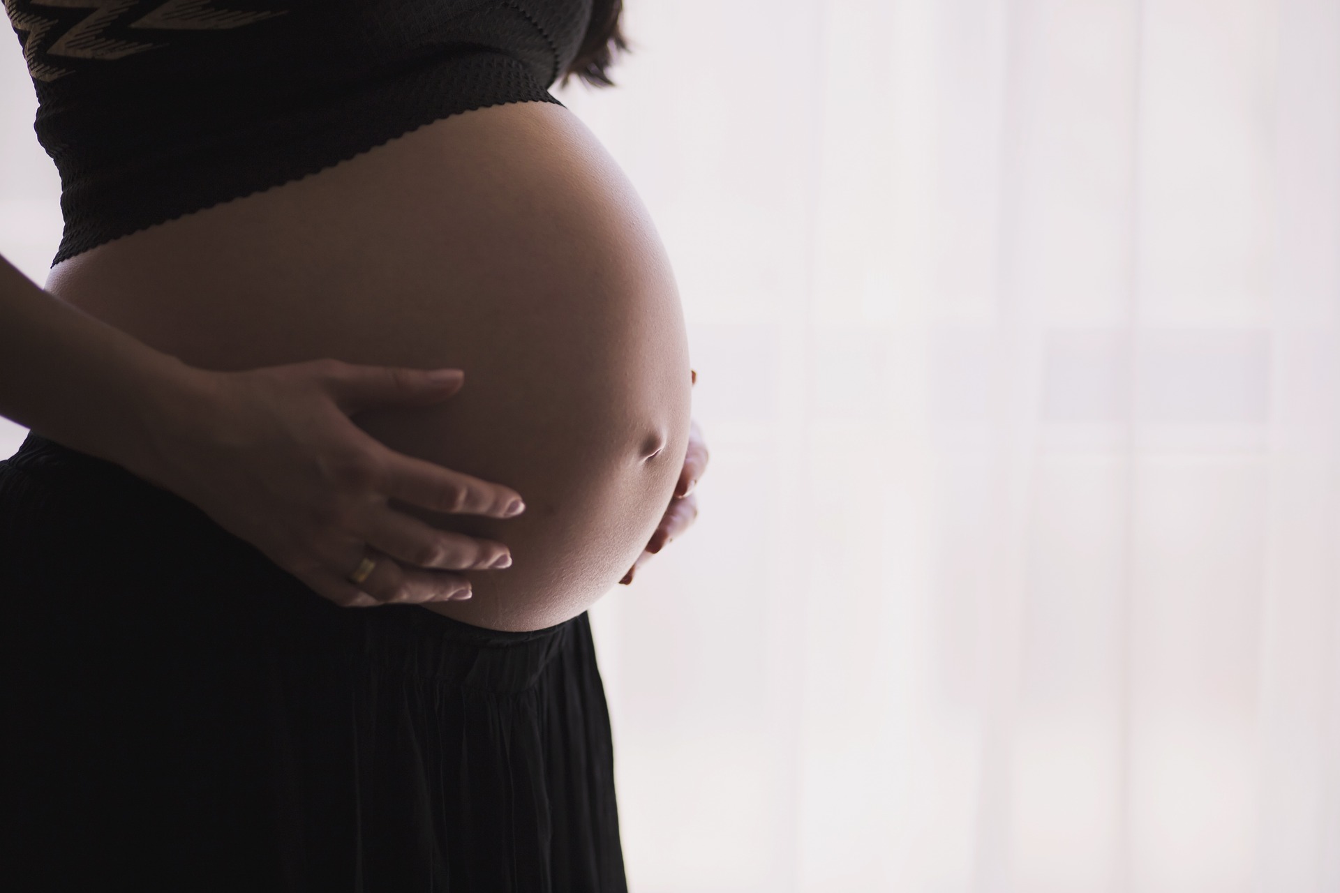 Cigarette électronique et grossesse : Peut-on vapoter enceinte ?